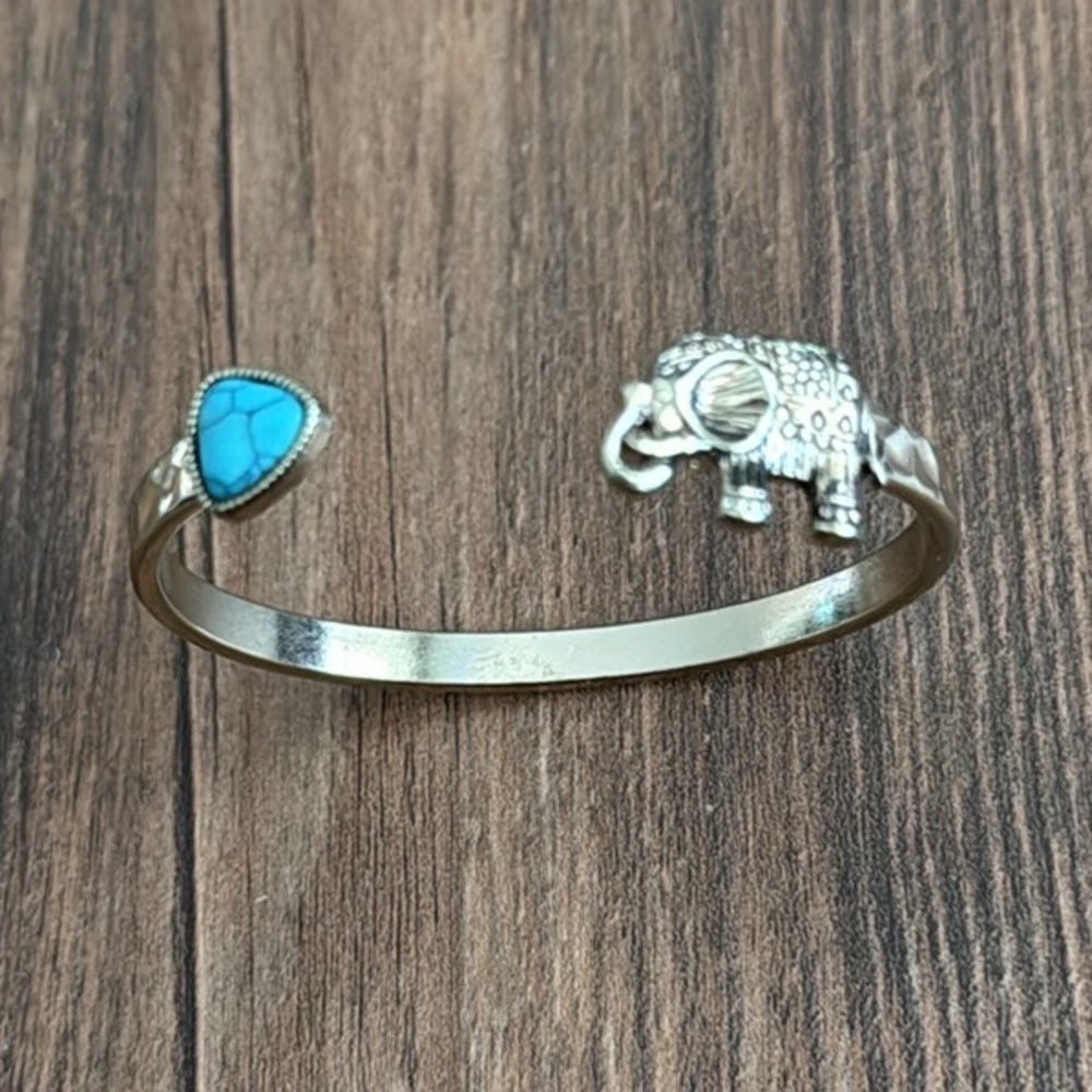 Bansri Turquoise and Gold Elephant Bangle